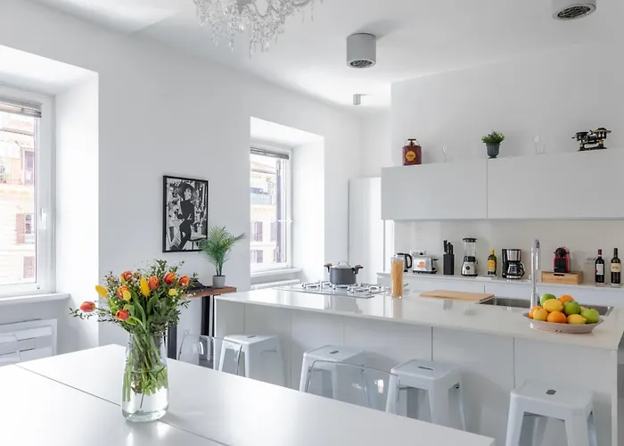 Apartment Trastevere Modern 4br 4baths, Wifi, Ac, Custom Kitchen, Living Rom