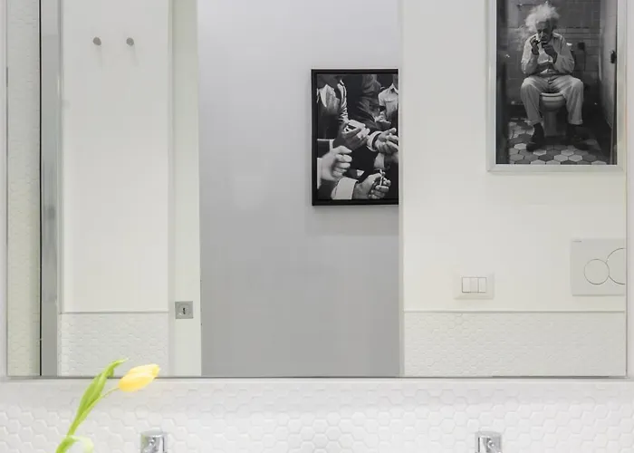 Apartment Trastevere Modern 4br 4baths, Wifi, Ac, Custom Kitchen, Living Rom