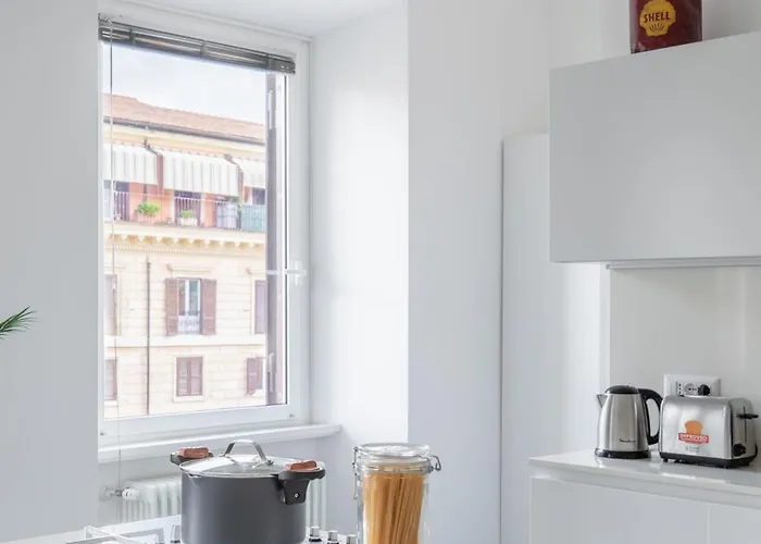 Apartment Trastevere Modern 4br 4baths, Wifi, Ac, Custom Kitchen, Living