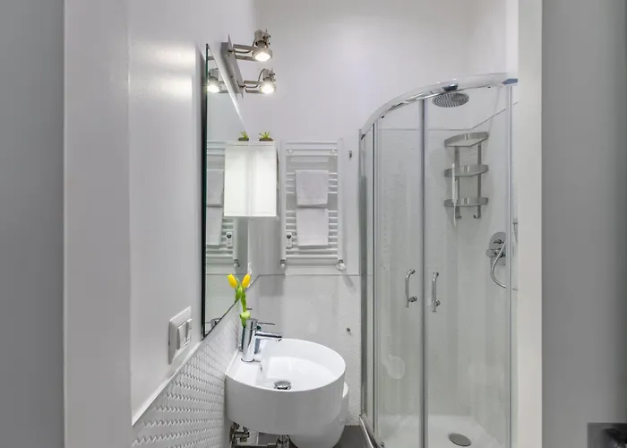 Apartment Trastevere Modern 4br 4baths, Wifi, Ac, Custom Kitchen, Living Rom
