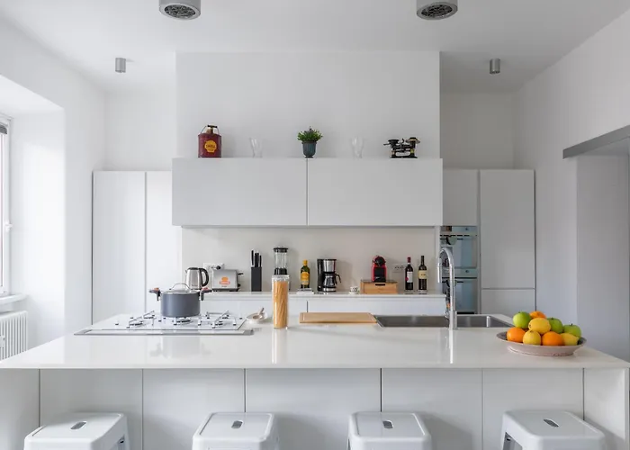 Apartment Trastevere Modern 4br 4baths, Wifi, Ac, Custom Kitchen, Living *